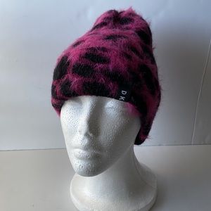 Women’s Fuzzy Animal Print Beanie Leopard Print